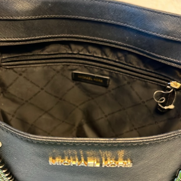 Michael Kors Jet Set Chain Leather Purse. Black with Chain Handles. - Picture 8 of 9